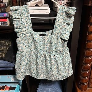 Shein size m crop top